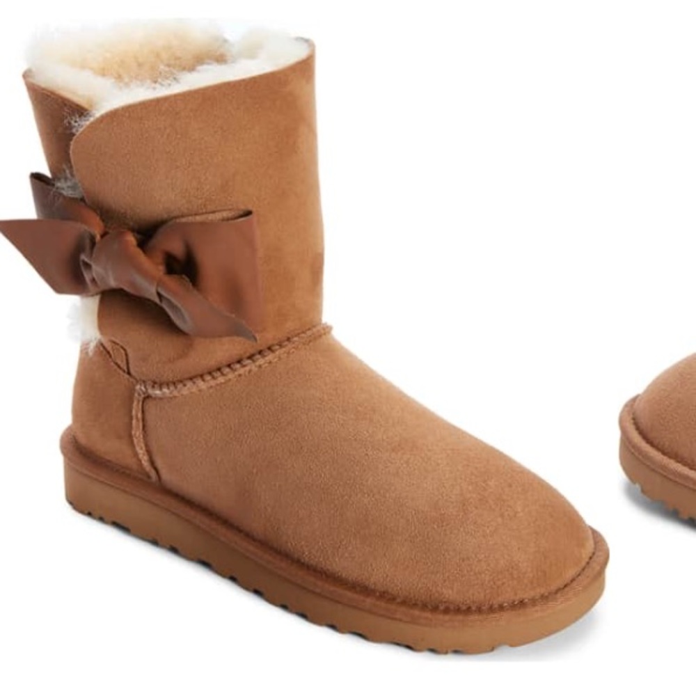 UGG Daelynn Boot